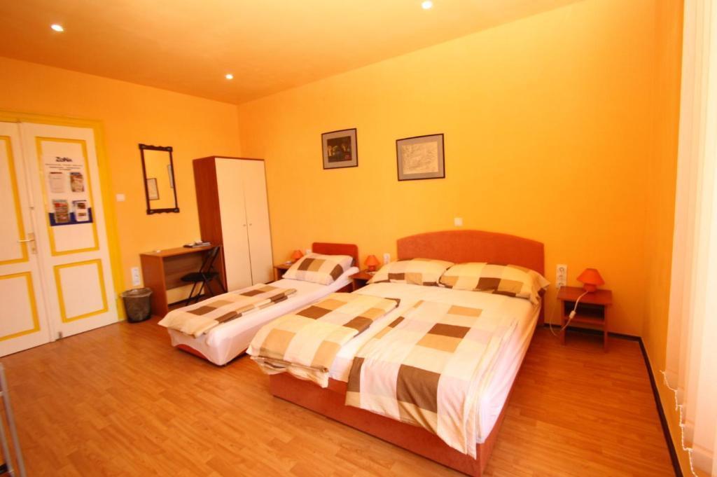 PUY Guest House Zona חדר תמונה