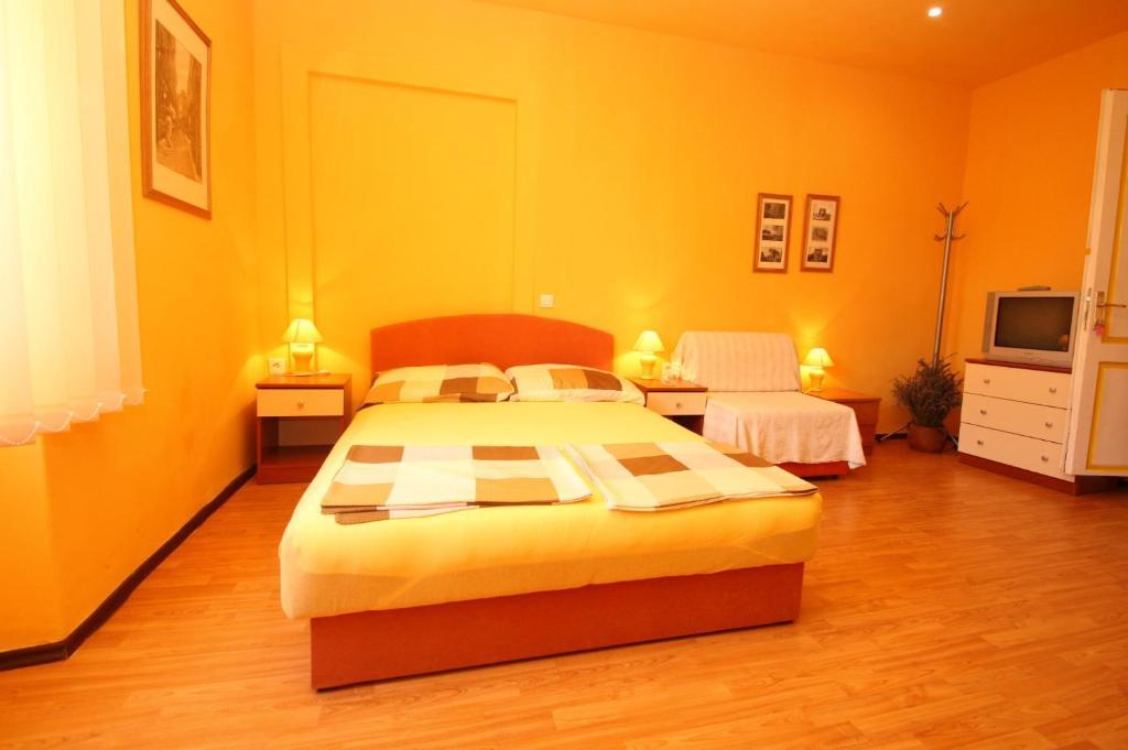 PUY Guest House Zona חדר תמונה