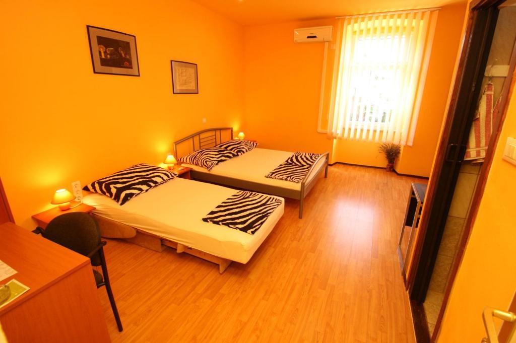 PUY Guest House Zona מראה חיצוני תמונה